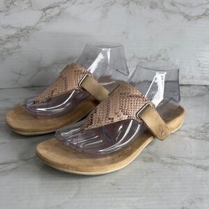 Vionic Wanda snake-embossed leather upper ladies comfort sandals size 8